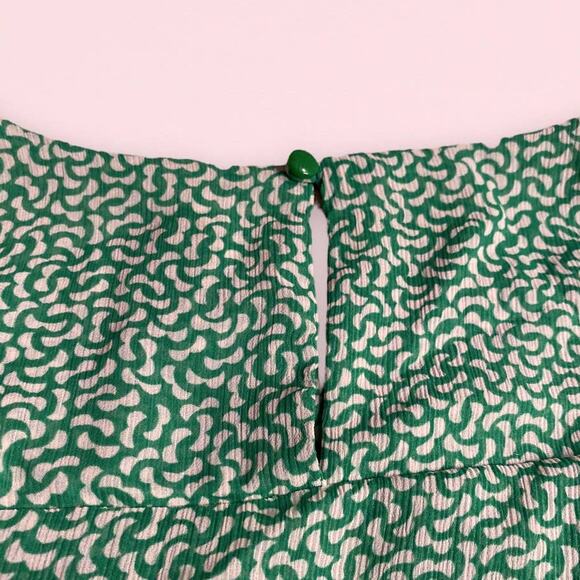 HD in Paris (Anthropologie Import) Green Abstract Ruffle Front Tank Blouse 6 - Picture 7 of 9